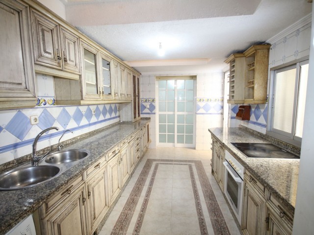 4 Bedrooms Apartment in Málaga Centro