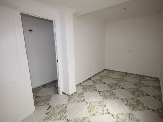 4 Schlafzimmer Apartment in Málaga Centro