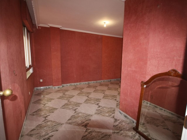 4 Schlafzimmer Apartment in Málaga Centro