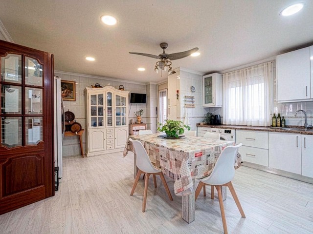 4 Bedrooms Apartment in Málaga