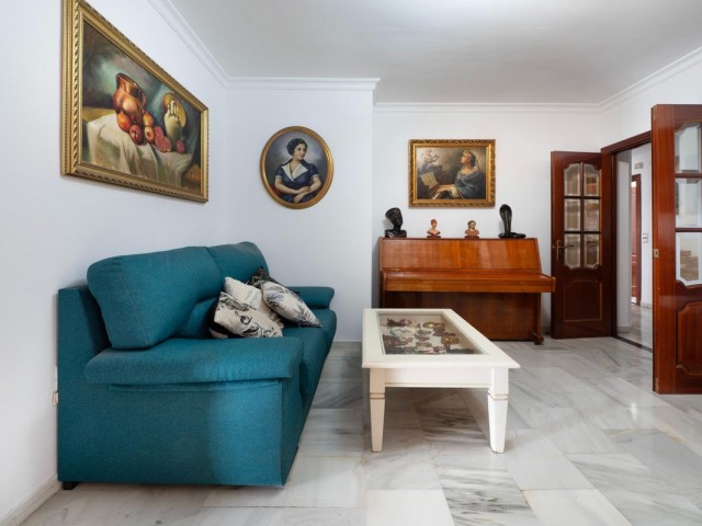 4 Bedrooms Apartment in Málaga