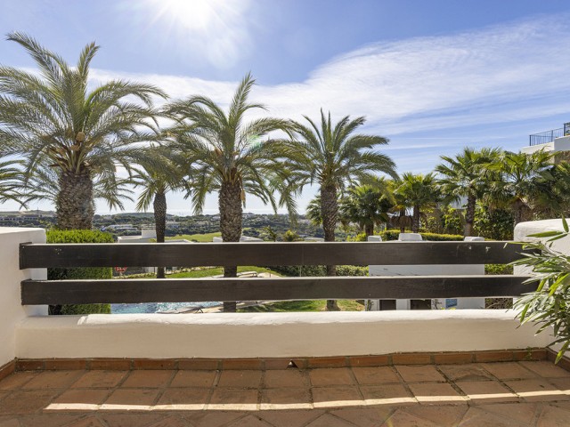 Apartment, Casares, R5361532