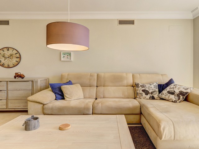 Apartment, Casares, R5361532