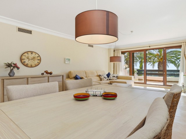 2 Bedrooms Apartment in Casares