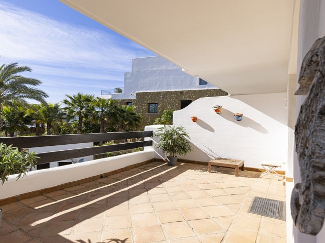 2 Bedrooms Apartment in Casares