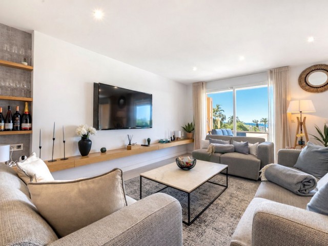 3 Bedrooms Townhouse in Estepona