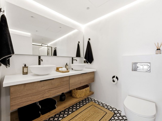 Penthouse avec 3 Chambres  à Torrequebrada