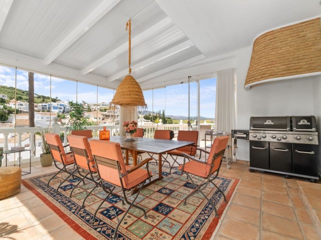 4 Bedrooms Villa in Mijas