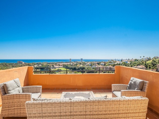 Penthouse in Elviria