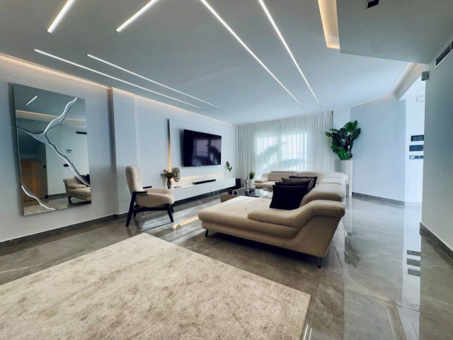 3 Bedrooms Townhouse in Marbella
