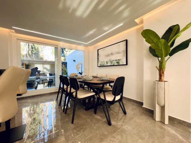 3 Bedrooms Townhouse in Marbella