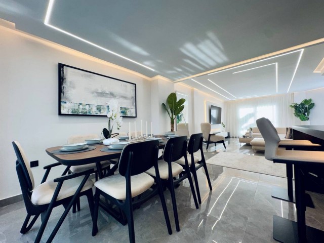 3 Bedrooms Townhouse in Marbella