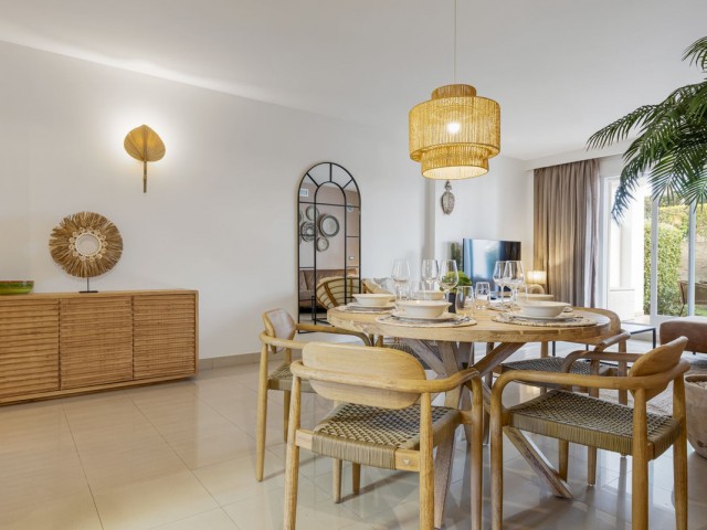 Appartement avec 2 Chambres  à Estepona