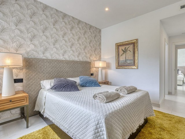 2 Soveroms Leilighet i Estepona