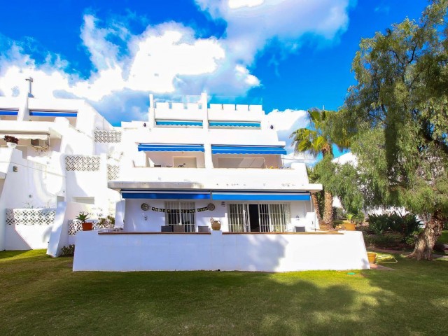 3 Bedrooms Apartment in Puerto Banús