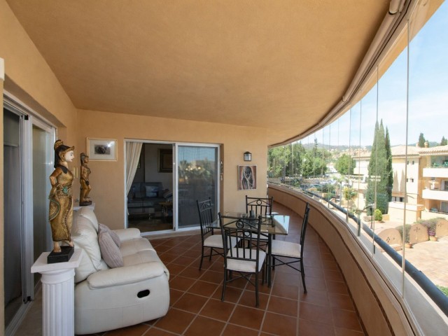 Penthouse in Elviria