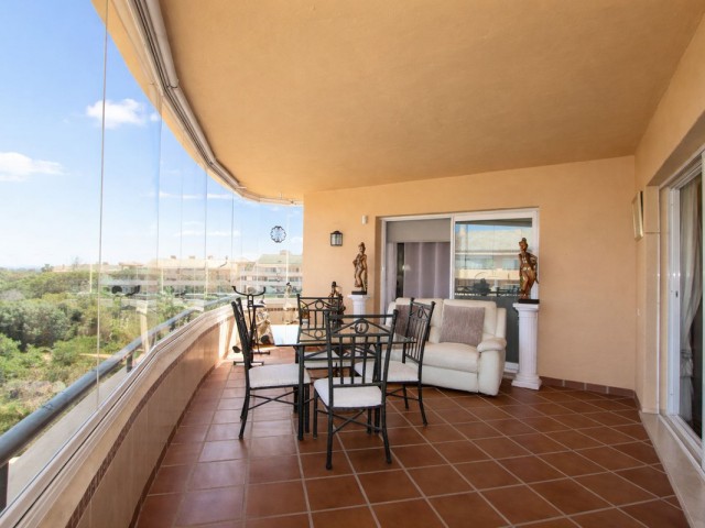 Penthouse in Elviria