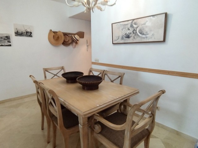 Apartamento con 3 Dormitorios  en Costalita