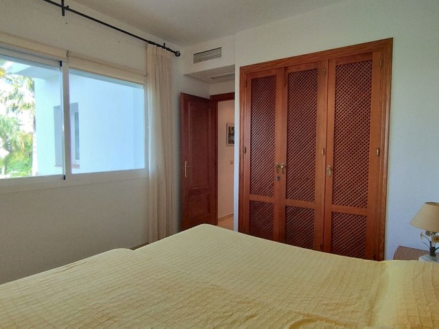 Apartamento con 3 Dormitorios  en Costalita