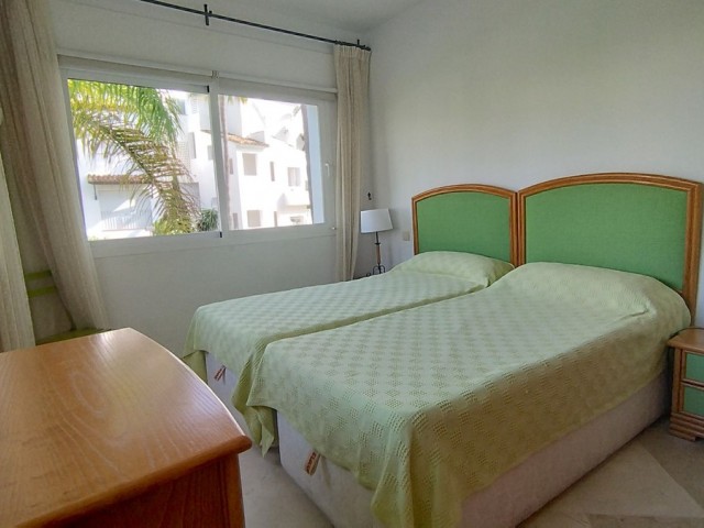 Apartamento con 3 Dormitorios  en Costalita