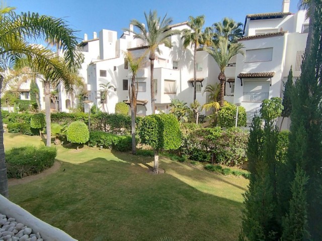 Apartamento con 3 Dormitorios  en Costalita