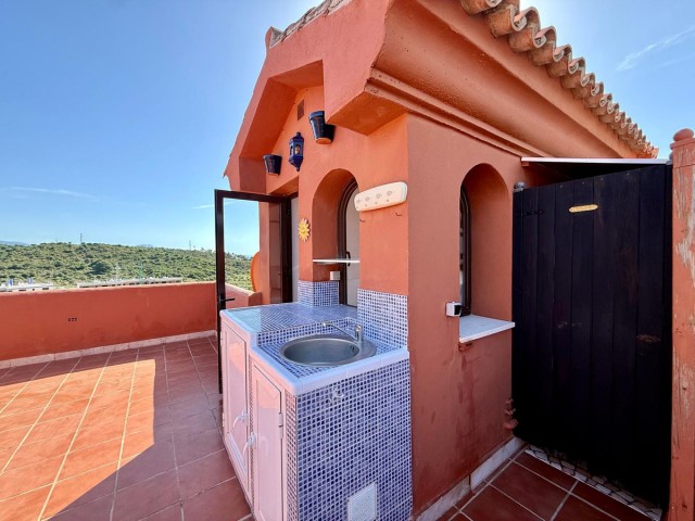 3 Bedrooms Apartment in Estepona