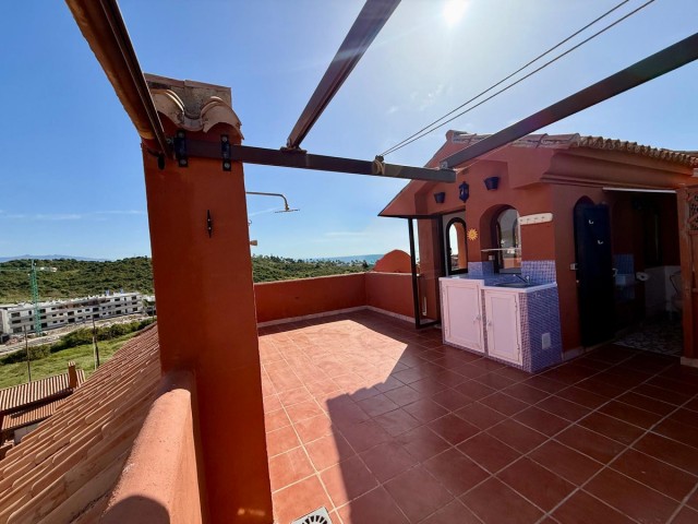 3 Bedrooms Apartment in Estepona