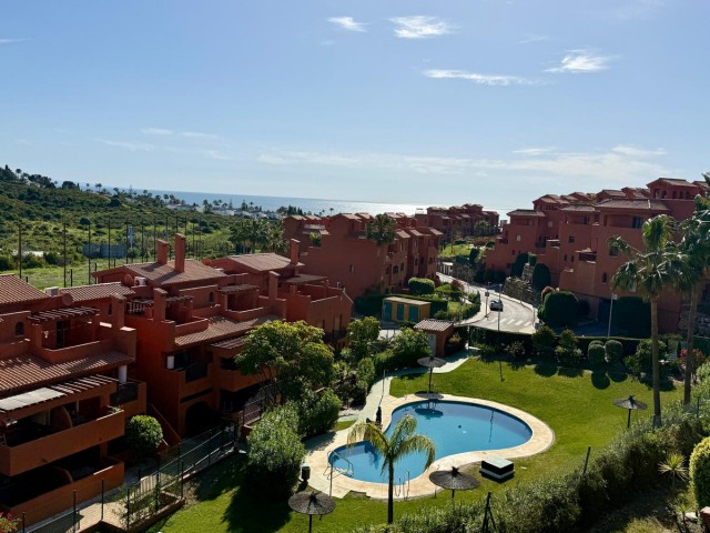3 Bedrooms Apartment in Estepona