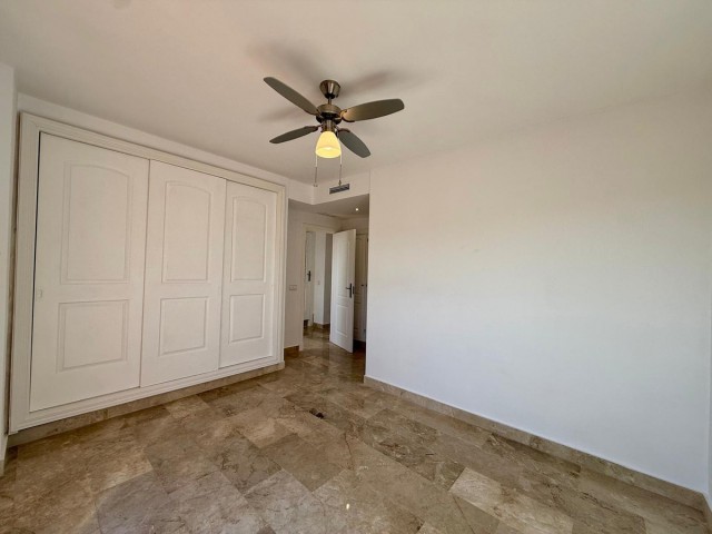 3 Bedrooms Apartment in Estepona