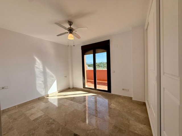 3 Bedrooms Apartment in Estepona