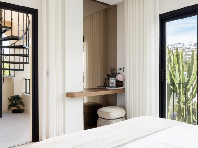 4 Bedrooms Townhouse in Benahavís
