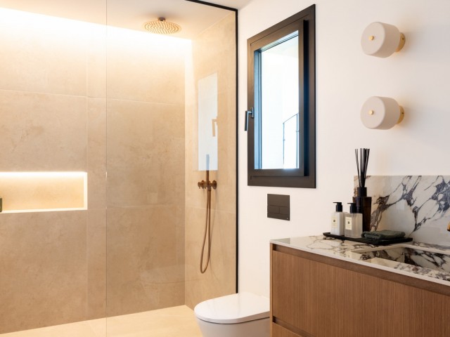 4 Bedrooms Townhouse in Benahavís