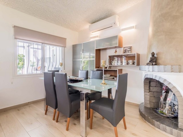 2 Schlafzimmer Villa in Estepona