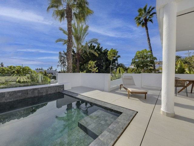 4 Bedrooms Apartment in El Paraiso