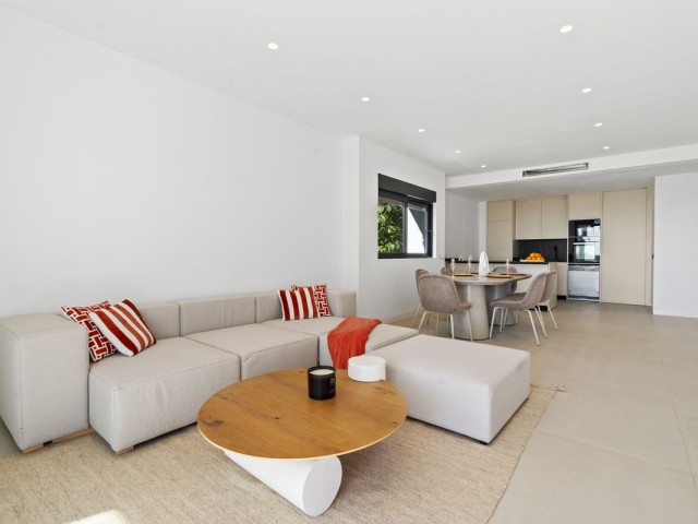 4 Bedrooms Apartment in El Paraiso