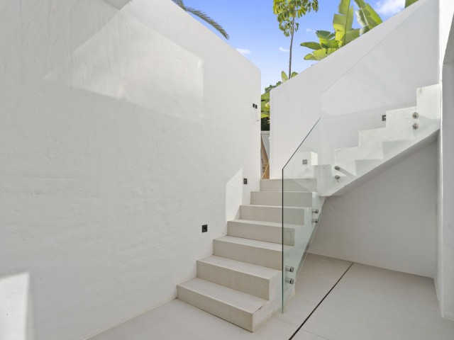 4 Bedrooms Apartment in El Paraiso