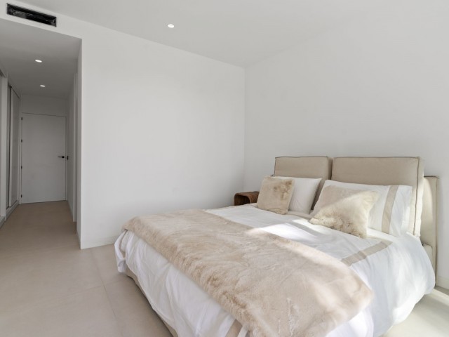 4 Bedrooms Apartment in El Paraiso