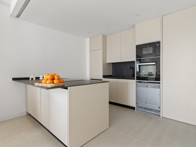 4 Bedrooms Apartment in El Paraiso