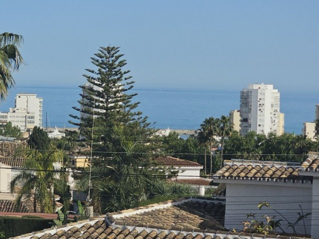 6 Bedrooms Villa in Benalmadena Costa