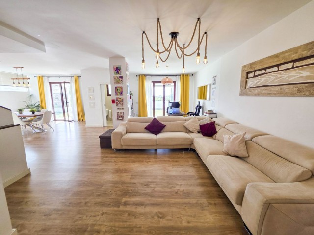 Villa con 2 Dormitorios  en Casares Playa