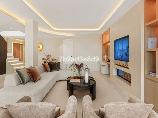 Penthouse in New Golden Mile
