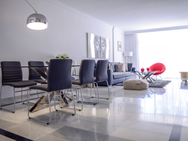 2 Bedrooms Apartment in Puerto Banús