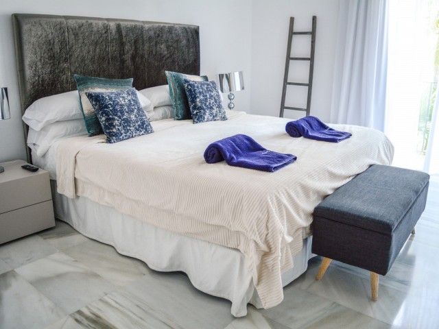 2 Bedrooms Apartment in Puerto Banús