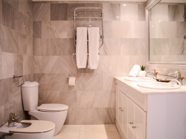 2 Bedrooms Apartment in Puerto Banús