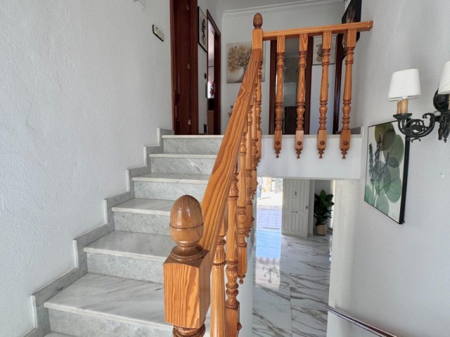 Villa avec 5 Chambres  à Alhaurín de la Torre