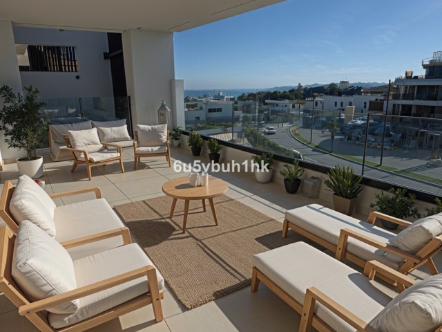 3 Makuuhuoneen Huoneisto Fuengirola