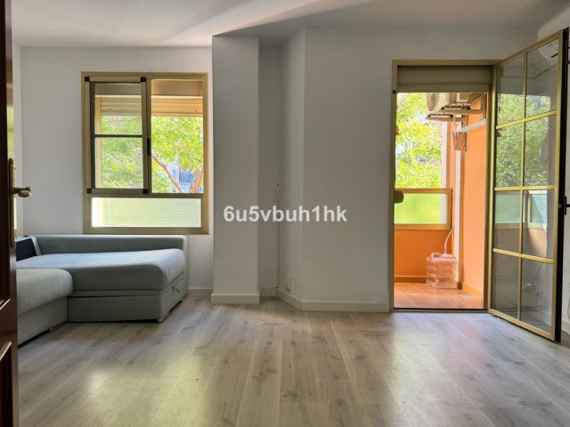 Appartement avec 3 Chambres  à Málaga