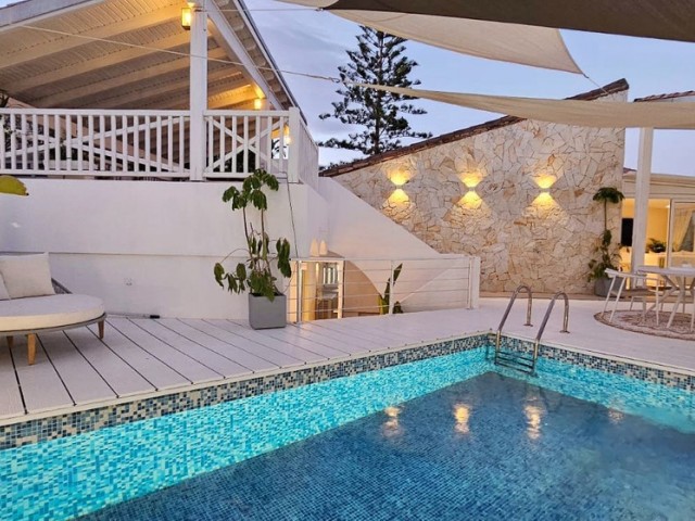 3 Bedrooms Villa in Estepona