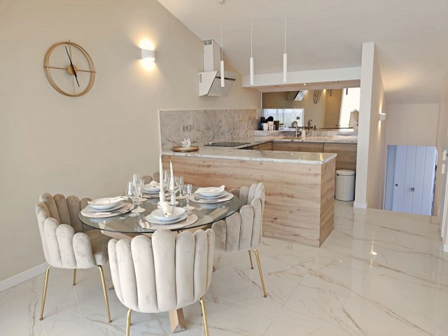 3 Bedrooms Villa in Estepona
