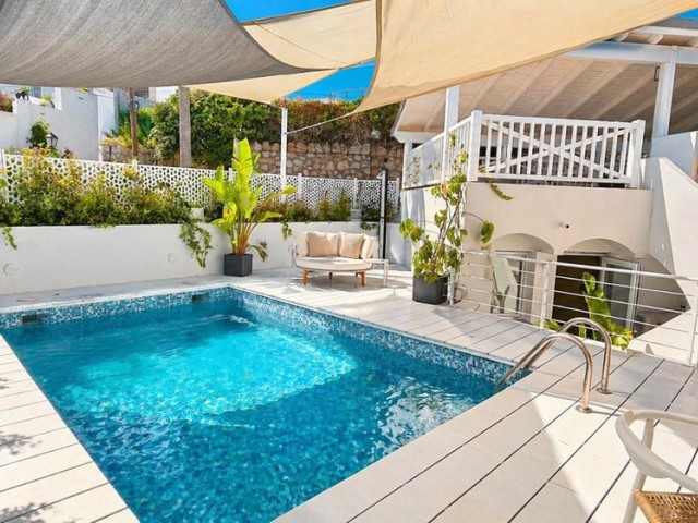 3 Bedrooms Villa in Estepona